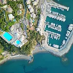 Punta San Martino Hotel