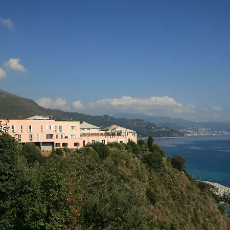 Punta San Martino 4* Arenzano