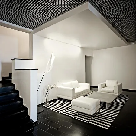 Punta San Martino Otel