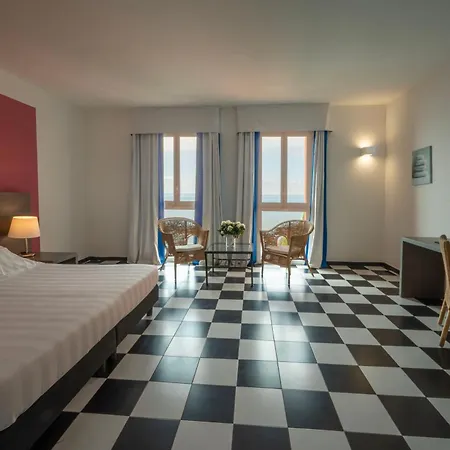 Otel Punta San Martino