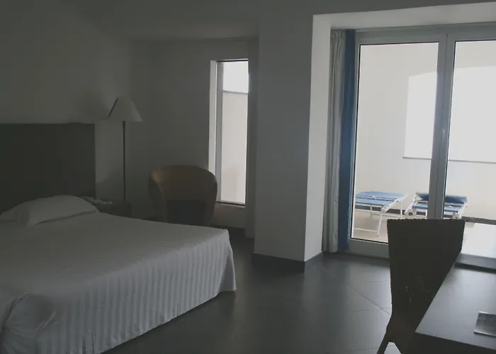 Отель Punta San Martino 4*