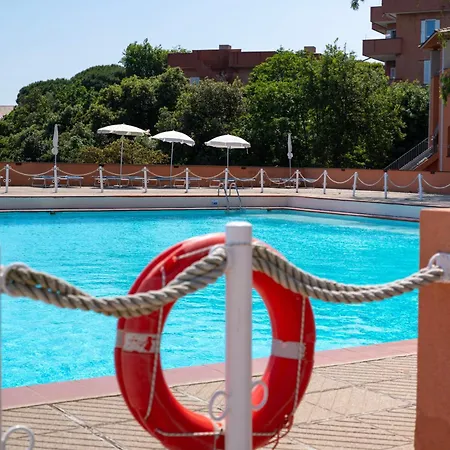 Otel Punta San Martino 4*