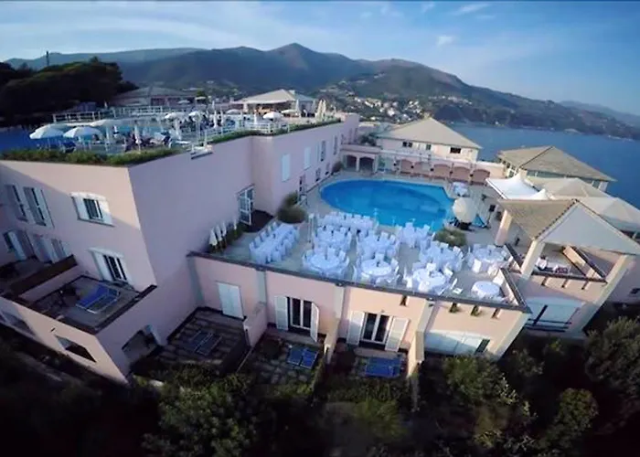 Punta San Martino 4* أرنزانو