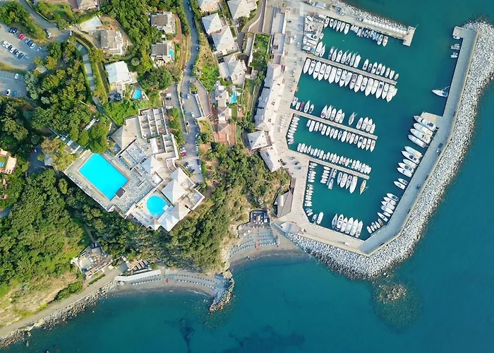 Punta San Martino فندق